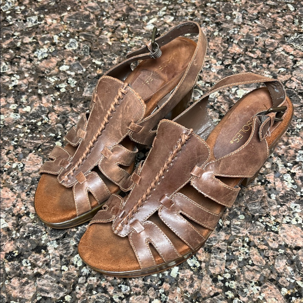 Aerosoles Brown Leather Sandals wedge heels sz 9.5